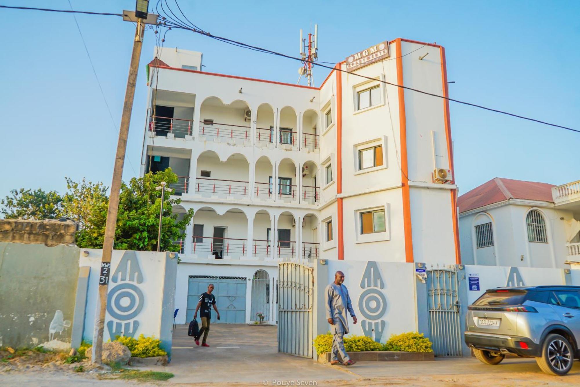 Mgm Apartments Gambia Kololi Exterior foto