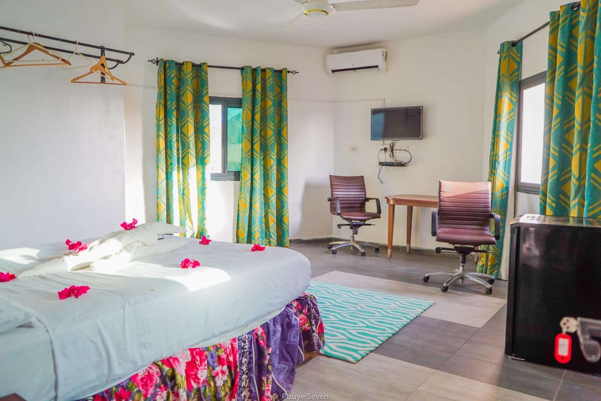 Mgm Apartments Gambia Kololi Exterior foto